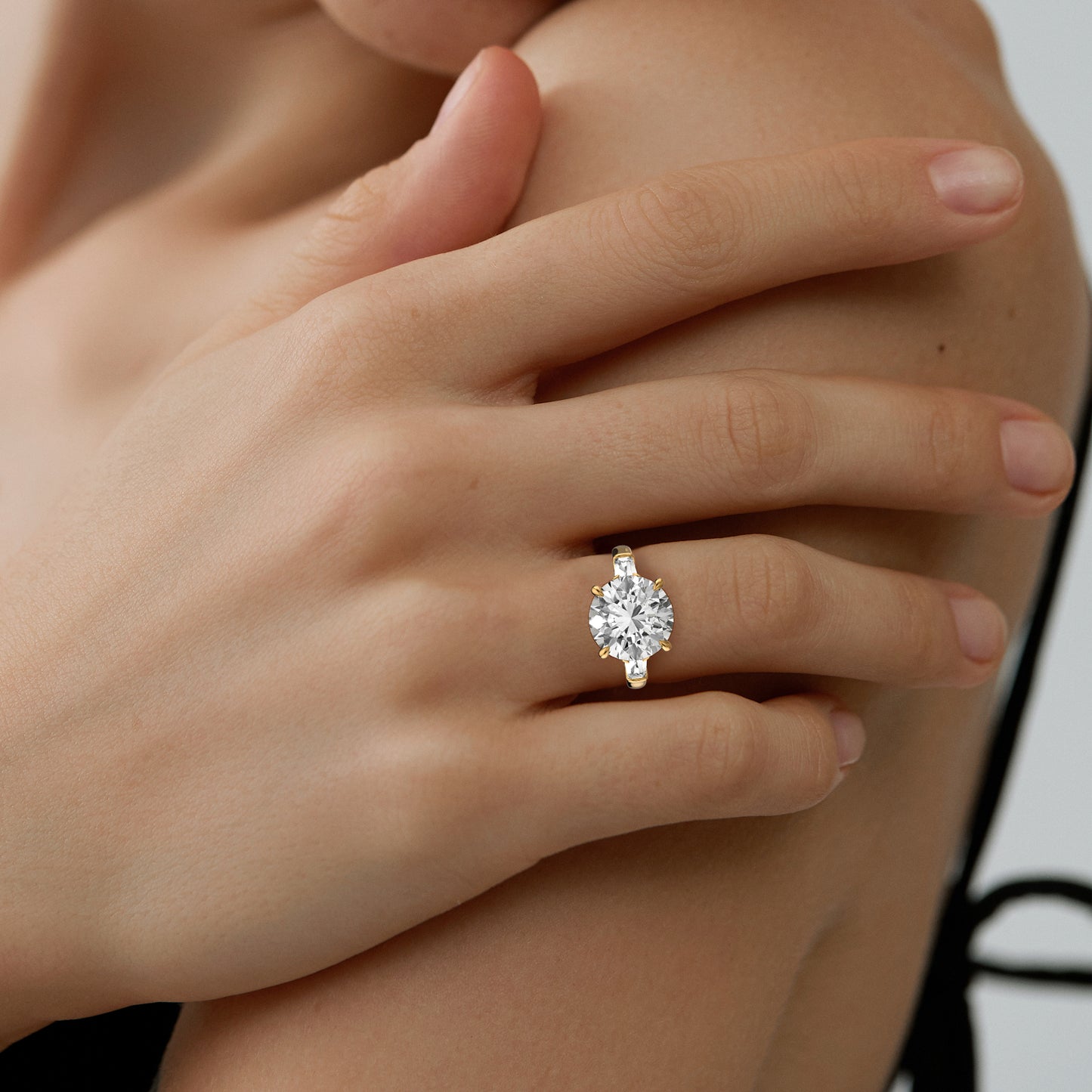 5 Ct Round Lab Grown Diamond Ring 18K Gold Set