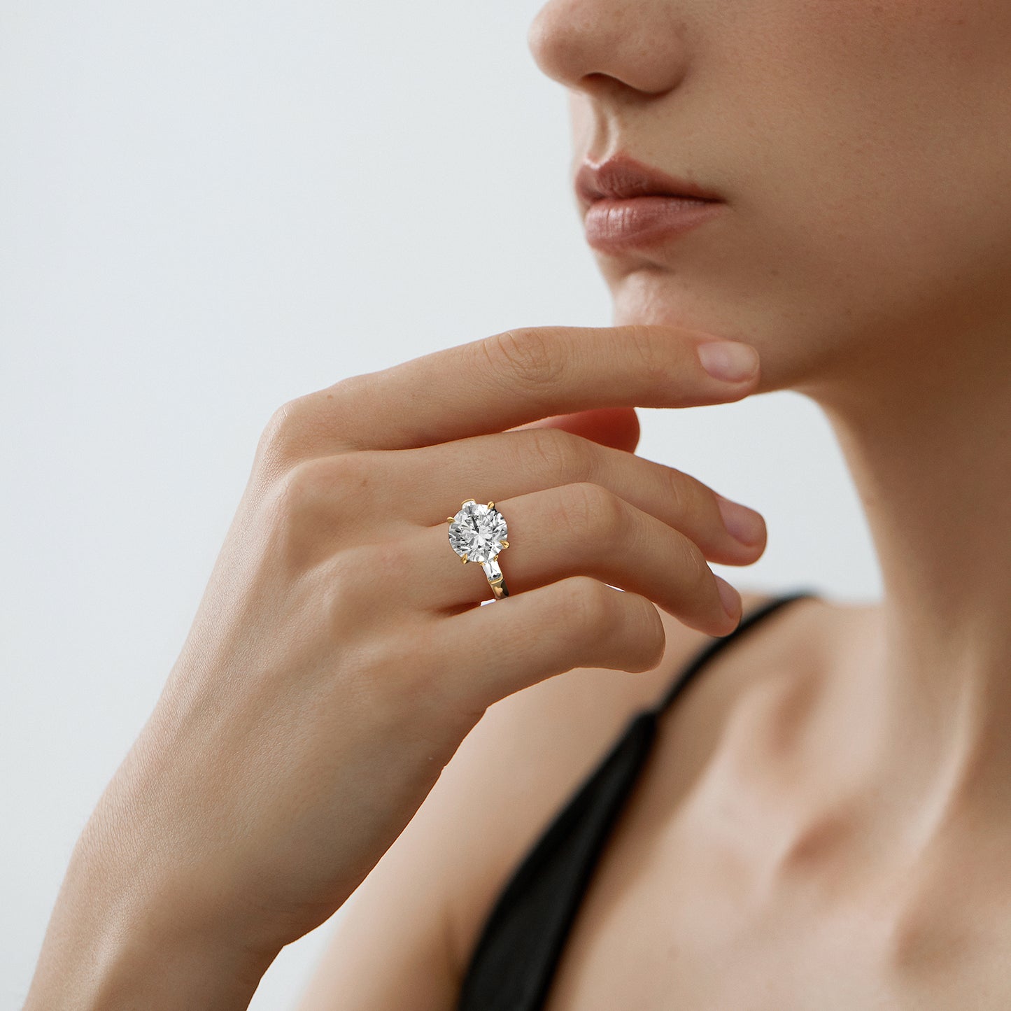5 Ct Round Lab Grown Diamond Ring 18K Gold Set
