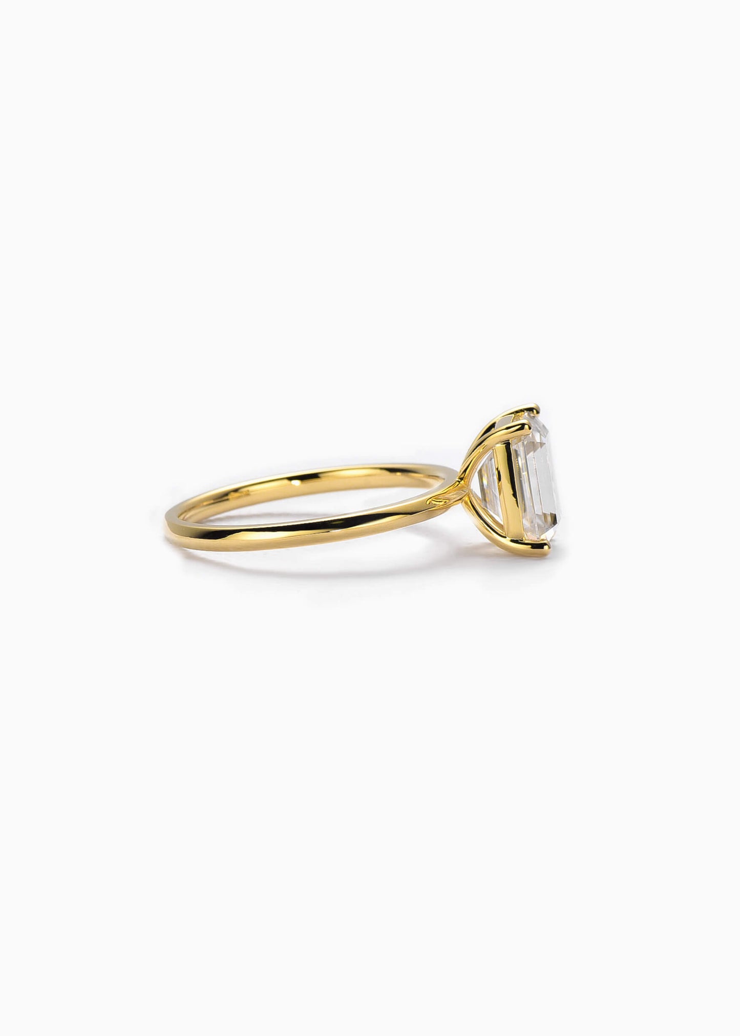 Lab-Grown Diamond Emerald Cut 18k Gold (VS F Color)