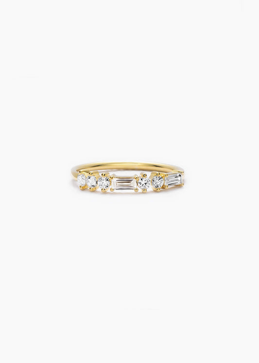 Hiamond Petite Diamond Distance Band Ring